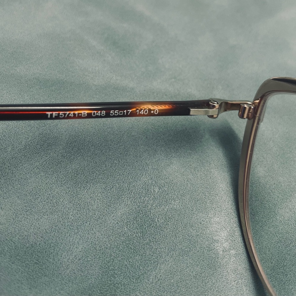 Gorgeous Tom Ford frames - Picture 3 of 8